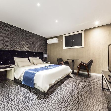 Cheonho Hotel The Blue ソウル特別市 エクステリア 写真