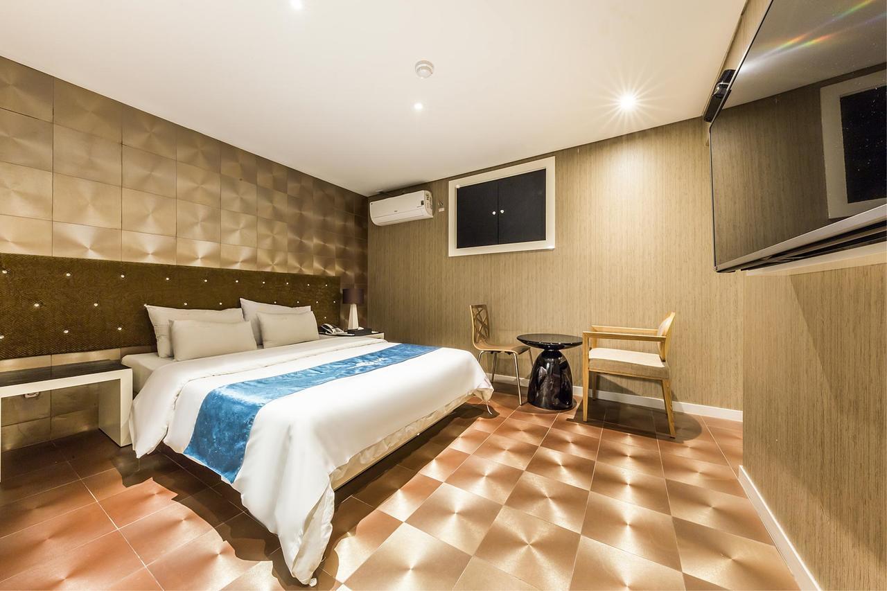 Cheonho Hotel The Blue ソウル特別市 エクステリア 写真