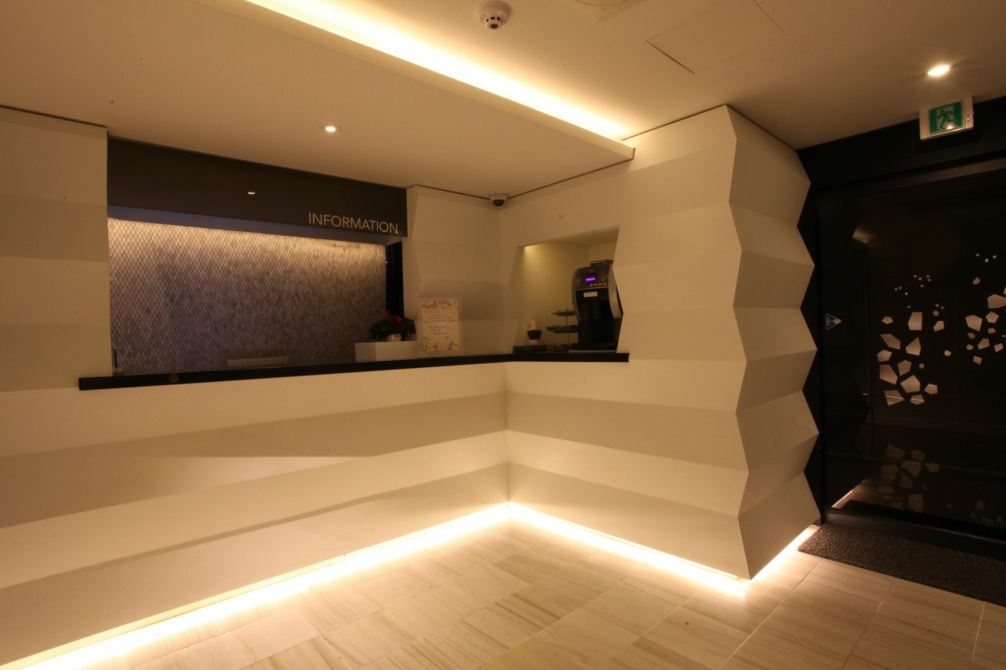 Cheonho Hotel The Blue ソウル特別市 エクステリア 写真